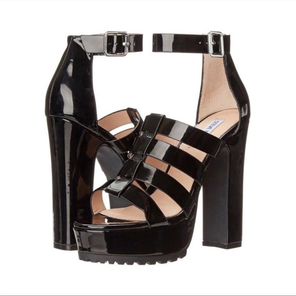 Steven Madden Patent leather Sandals (worn once)